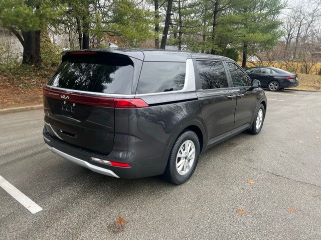 2023 Kia Carnival LX