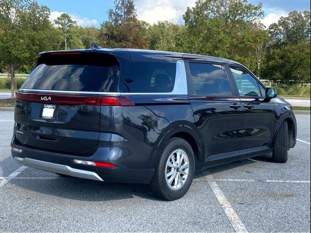 2023 Kia Carnival LX