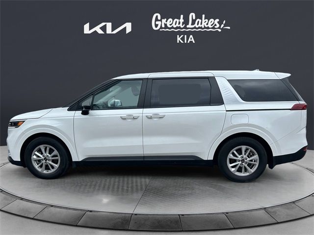 2023 Kia Carnival LX