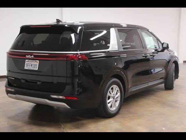 2023 Kia Carnival LX