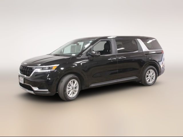 2023 Kia Carnival LX