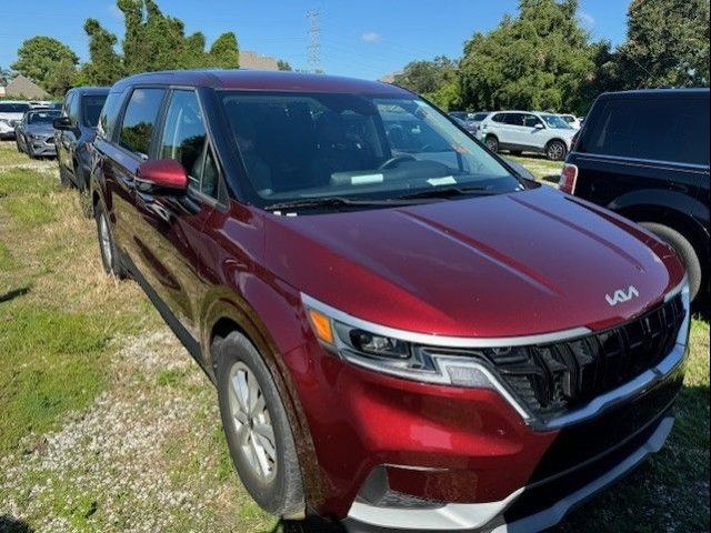 2023 Kia Carnival LX