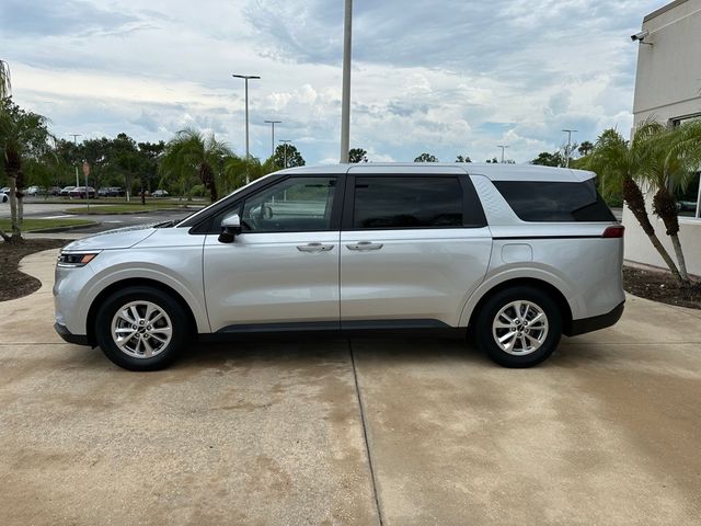 2023 Kia Carnival LX