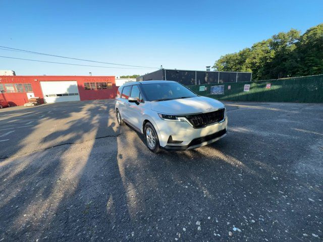 2023 Kia Carnival LX