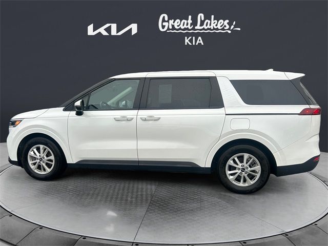 2023 Kia Carnival LX