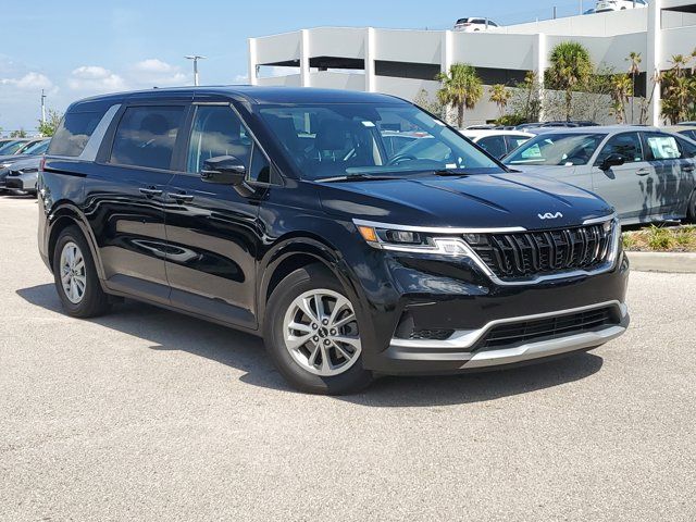 2023 Kia Carnival LX
