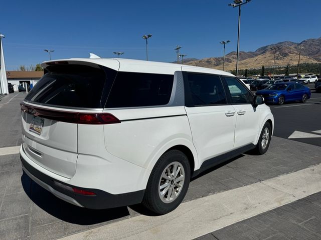 2023 Kia Carnival LX