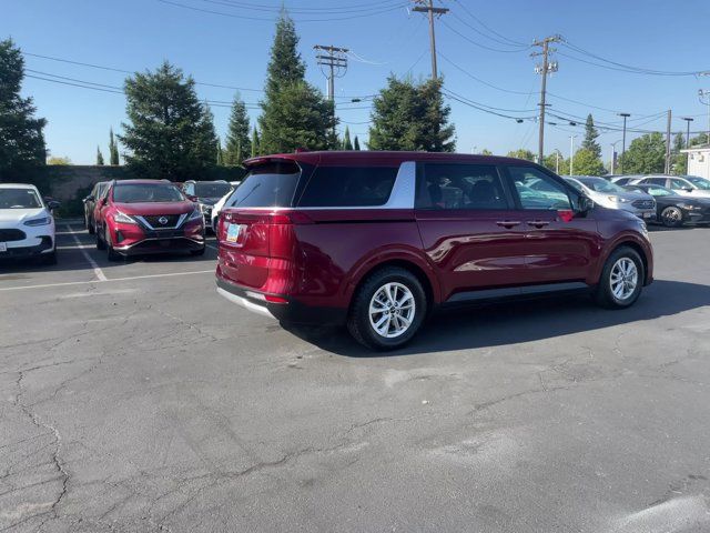 2023 Kia Carnival LX