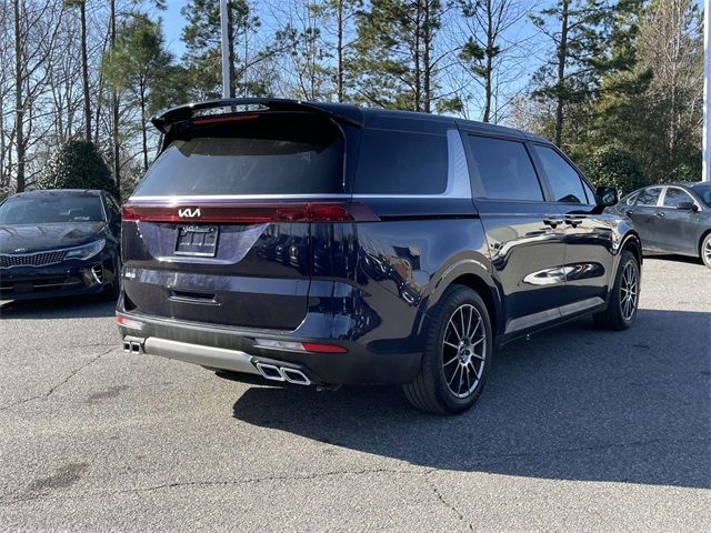 2023 Kia Carnival LX