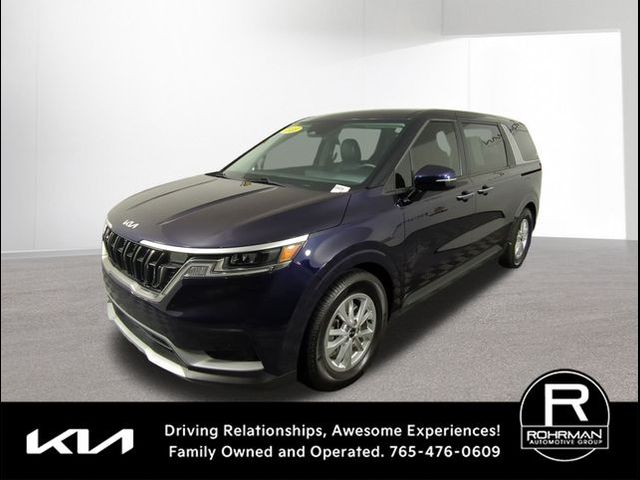 2023 Kia Carnival LX