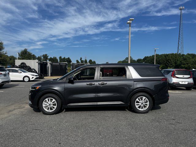 2023 Kia Carnival LX