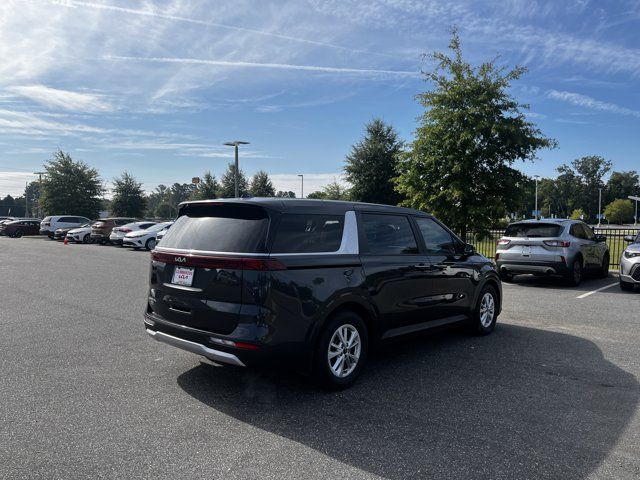 2023 Kia Carnival LX