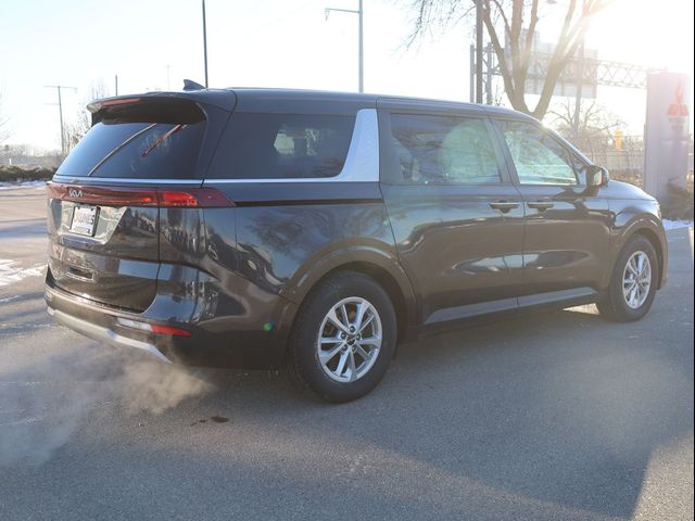 2023 Kia Carnival LX