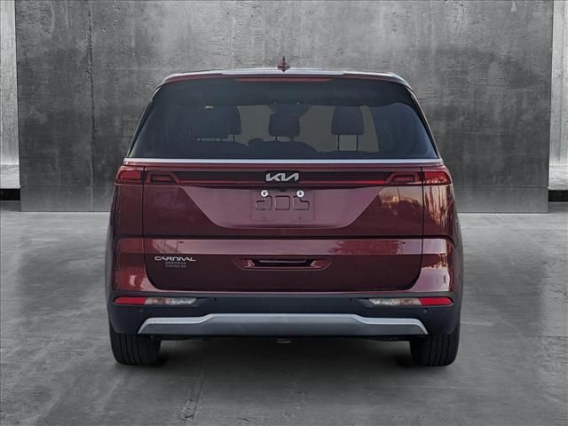 2023 Kia Carnival LX