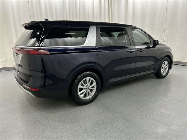 2023 Kia Carnival LX