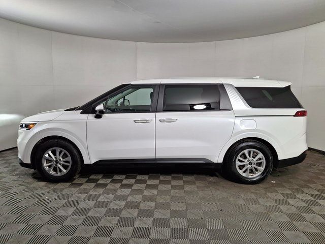 2023 Kia Carnival LX