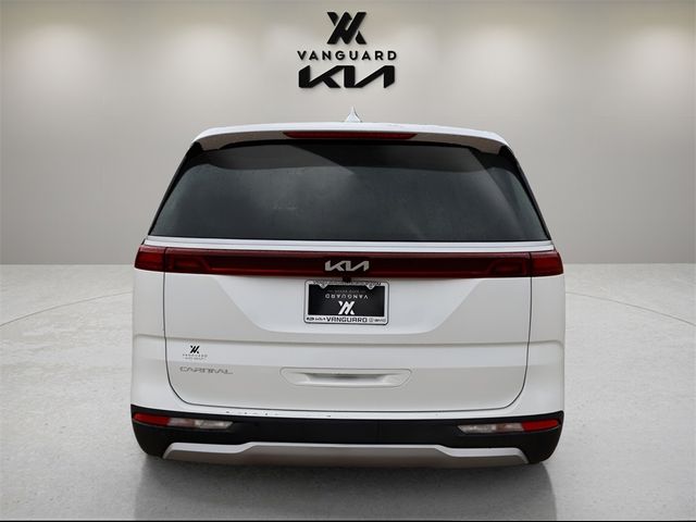 2023 Kia Carnival LX