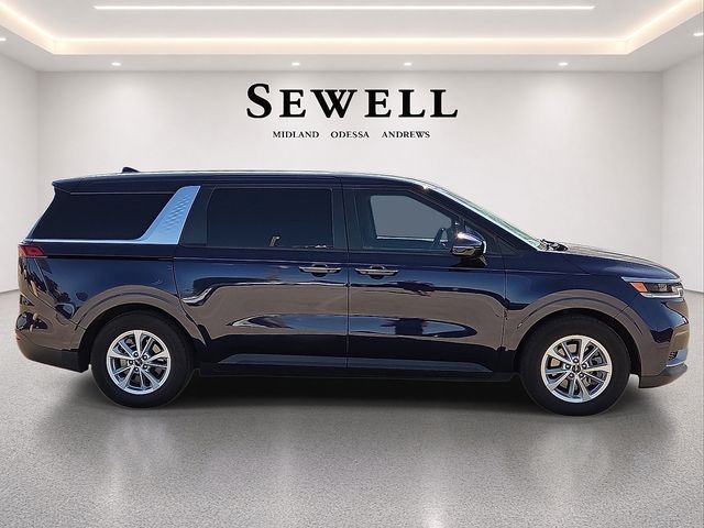 2023 Kia Carnival LX
