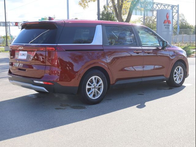 2023 Kia Carnival LX