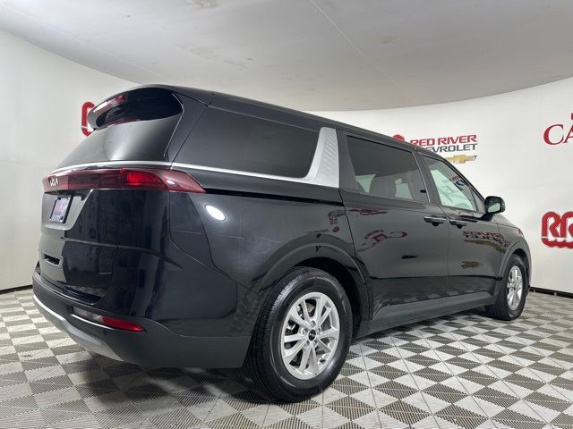 2023 Kia Carnival LX