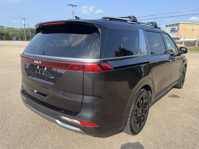 2023 Kia Carnival SX