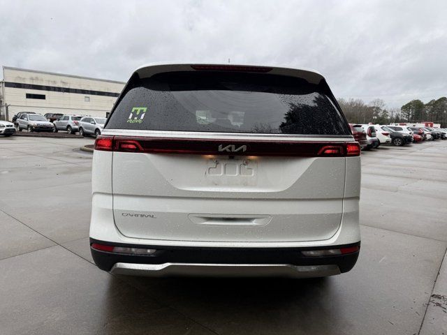 2023 Kia Carnival SX