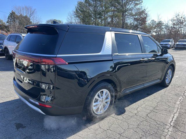 2023 Kia Carnival LX