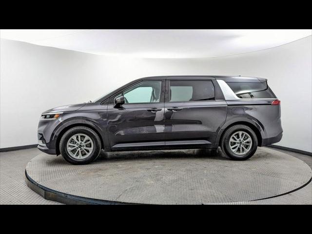 2023 Kia Carnival LX