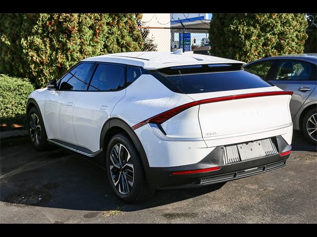 2023 Kia EV6 Light