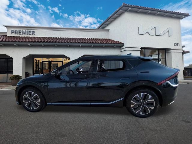 2023 Kia EV6 Light