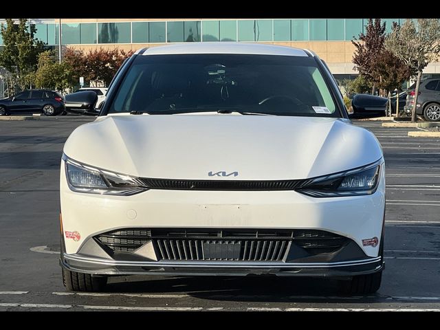 2023 Kia EV6 Light