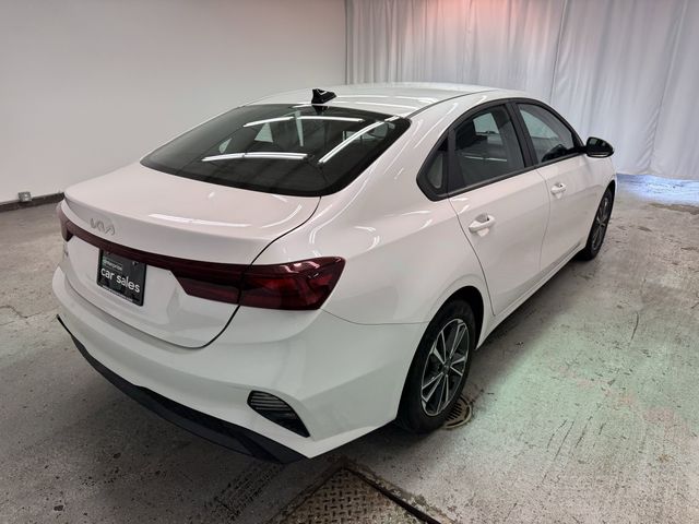 2023 Kia Forte LX