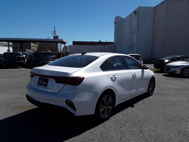 2023 Kia Forte LX