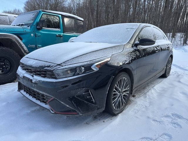 2023 Kia Forte GT-Line