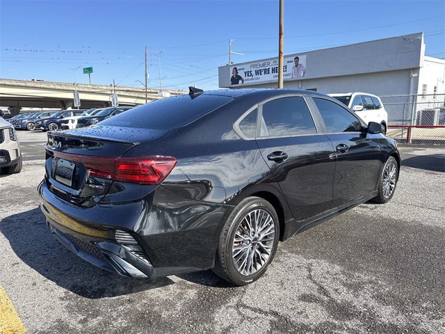 2023 Kia Forte GT-Line