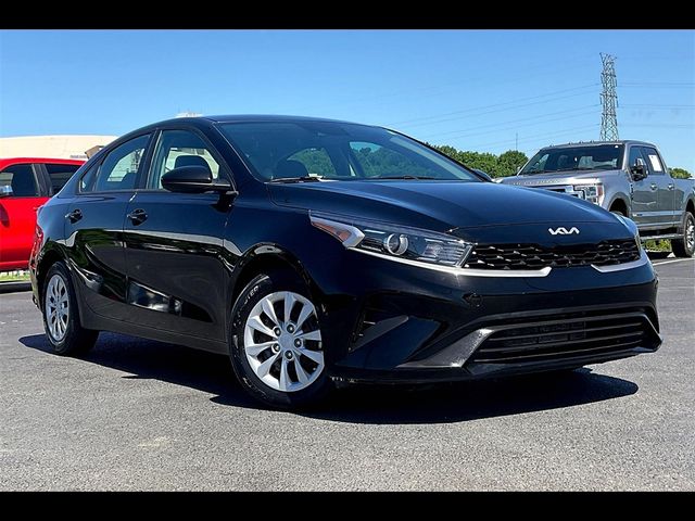 2023 Kia Forte LX