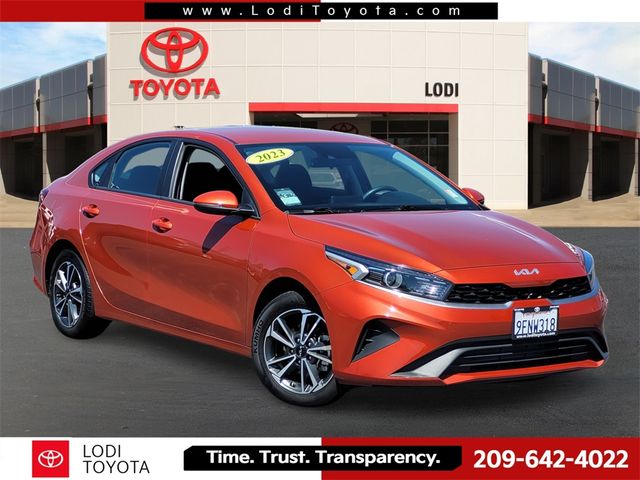 2023 Kia Forte LXS