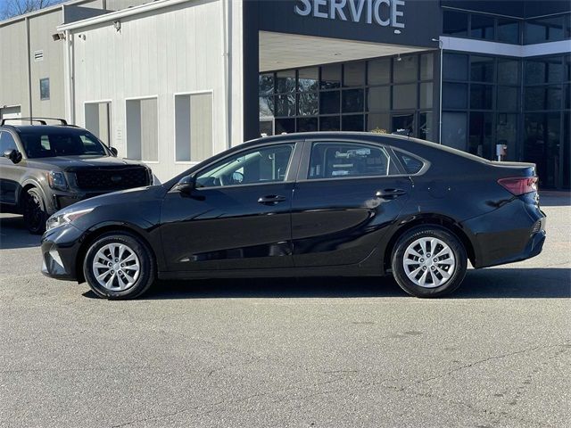 2023 Kia Forte LX