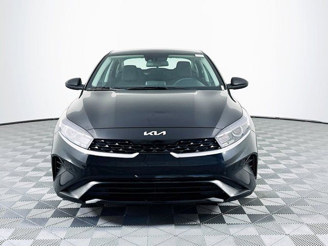 2023 Kia Forte LX