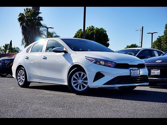 2023 Kia Forte LX