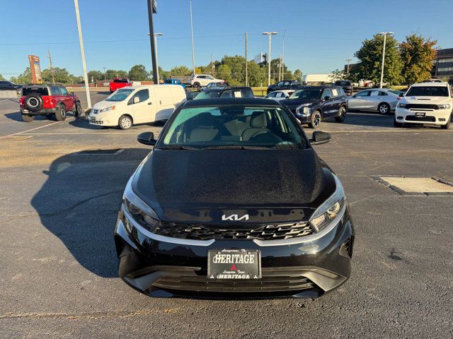 2023 Kia Forte LX