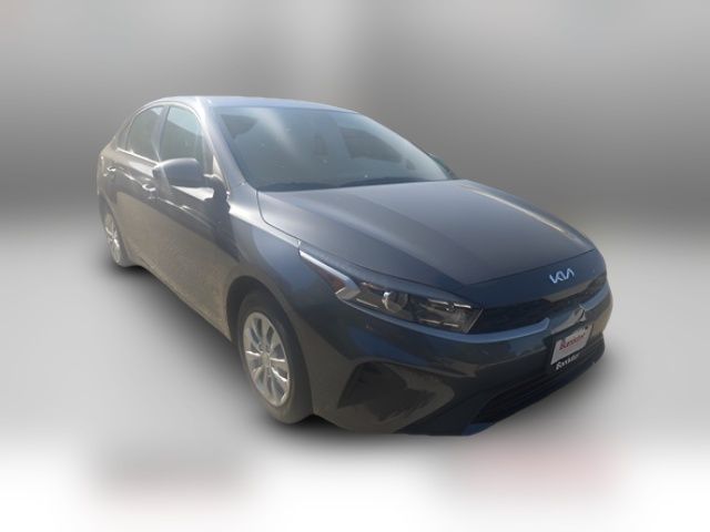 2023 Kia Forte LX