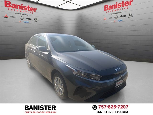 2023 Kia Forte LX
