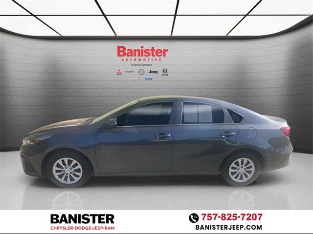 2023 Kia Forte LX