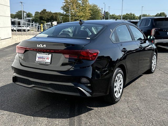 2023 Kia Forte LX