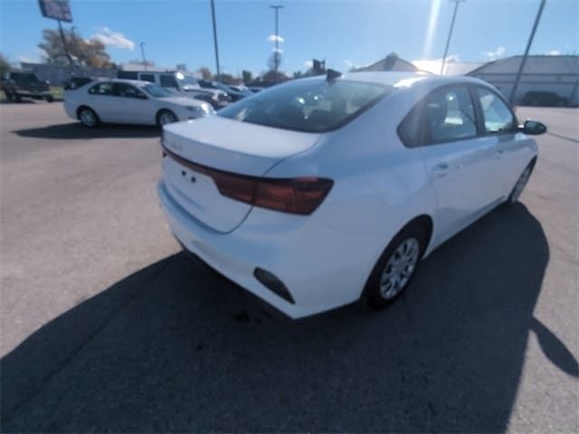 2023 Kia Forte LX