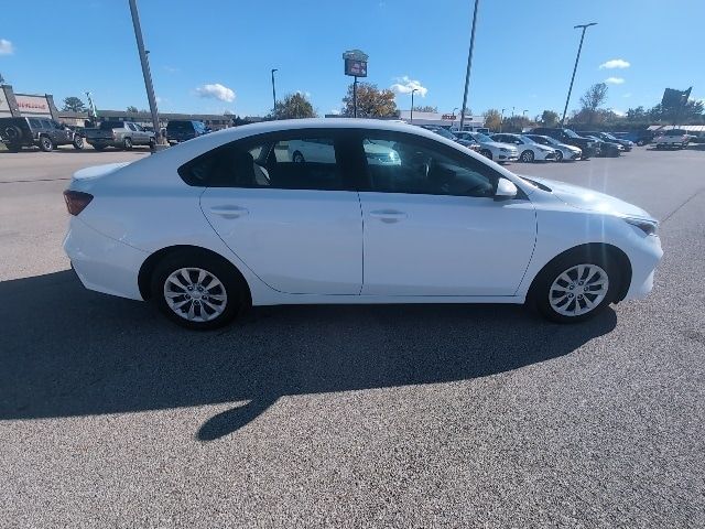 2023 Kia Forte LX