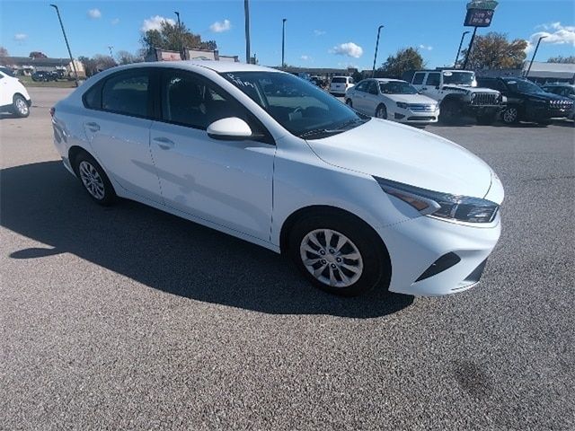 2023 Kia Forte LX