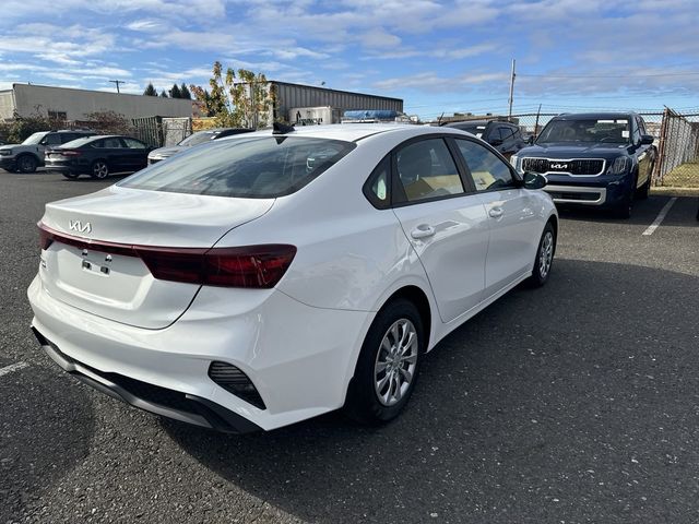 2023 Kia Forte LX