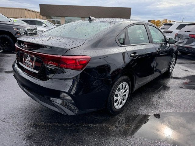 2023 Kia Forte LX